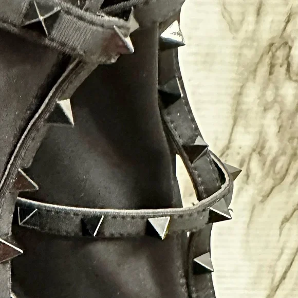 Olivia Ferguson Black Studded Spiked Stilettos Boots Booties Women Sz 8 Sexy - Picture 7 of 11